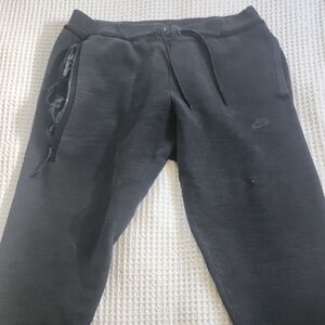 Nike Tech Black Joggers
